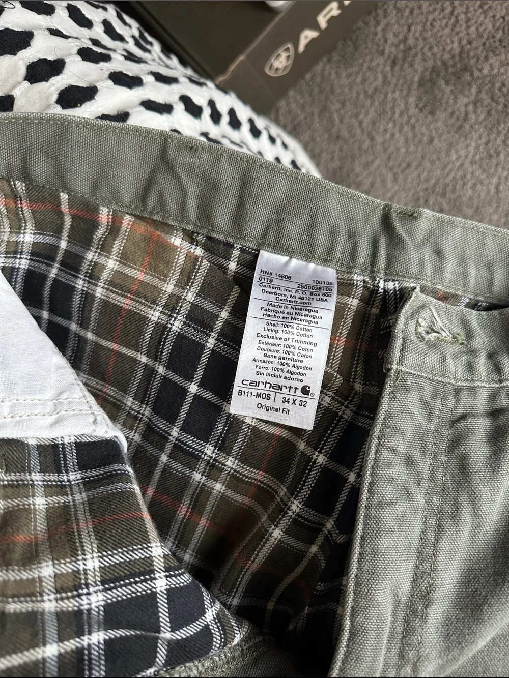 Carhartt mens Straight-Leg Jeans in Olive
